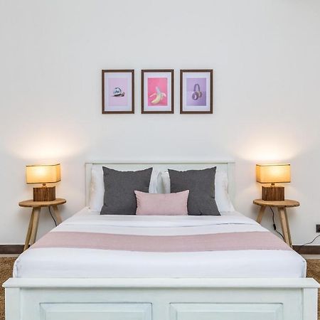 Locale Hotel Weligama Esterno foto