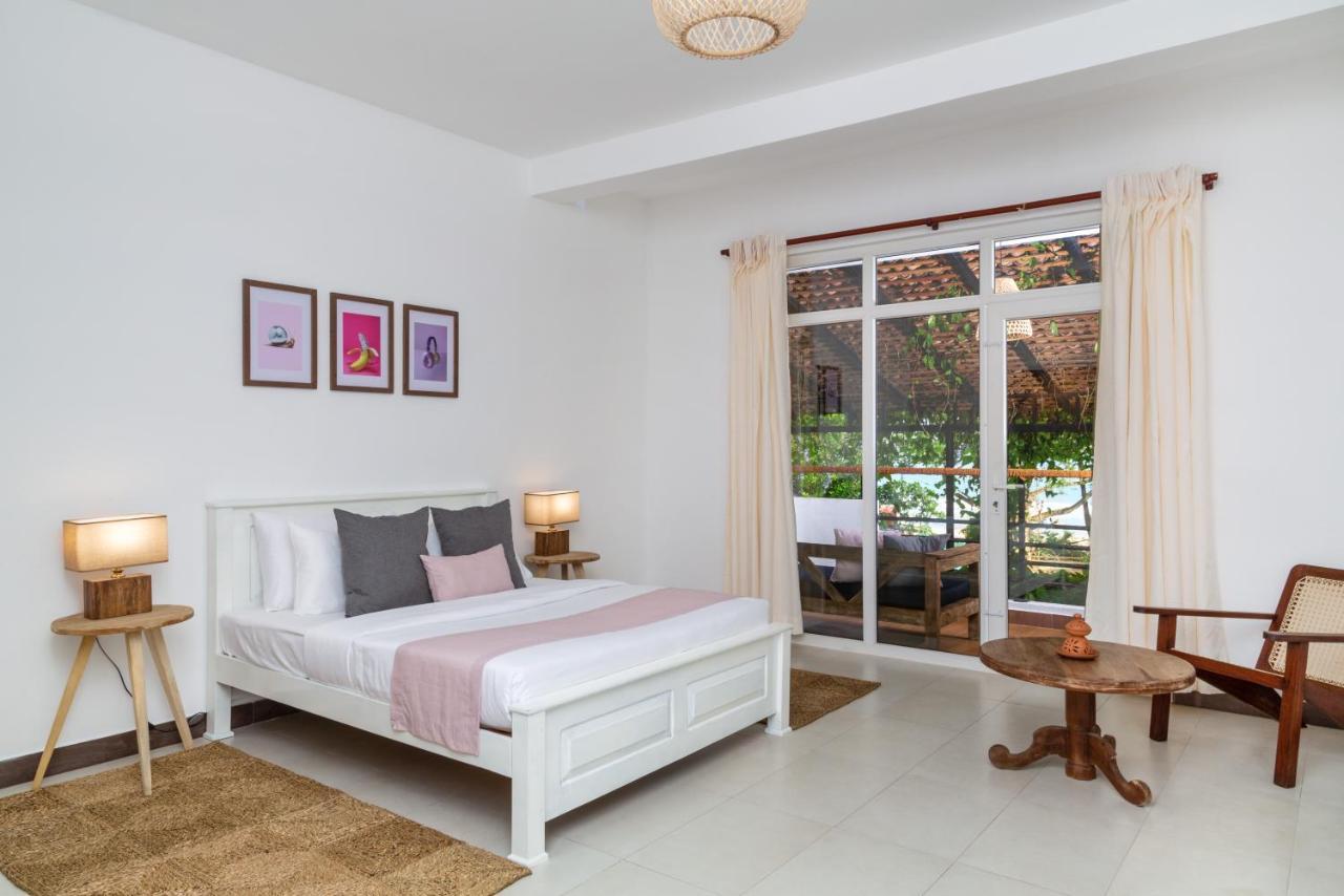 Locale Hotel Weligama Esterno foto